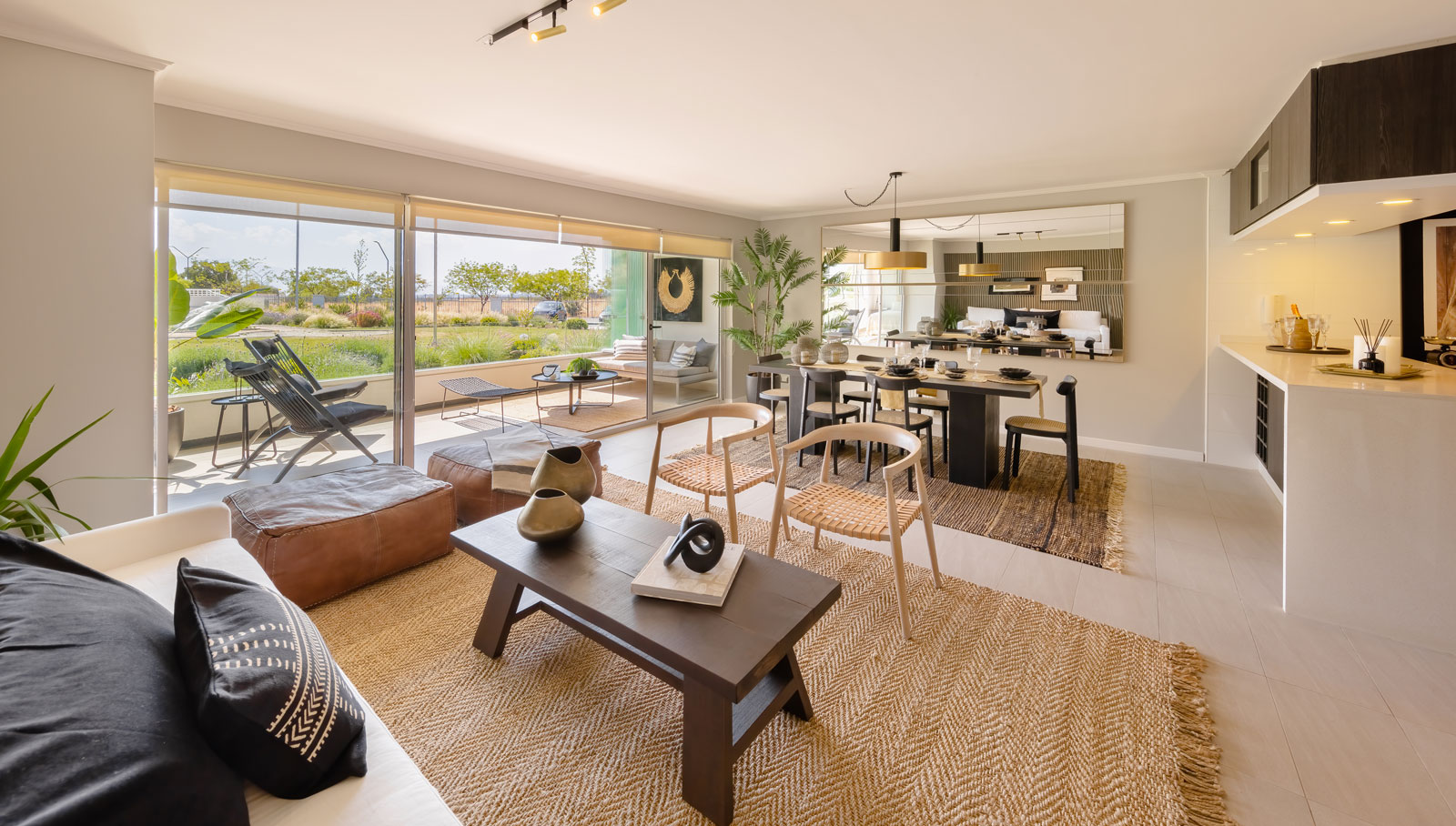 AVCH Living