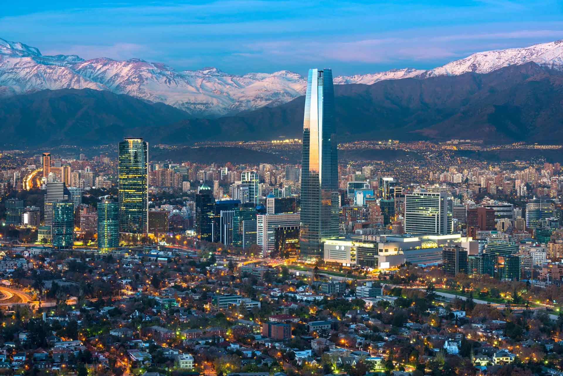 Santiago entre las 25 ciudades favoritas para vivir: ¿Qué dice esto sobre nuestro desarrollo urbano?